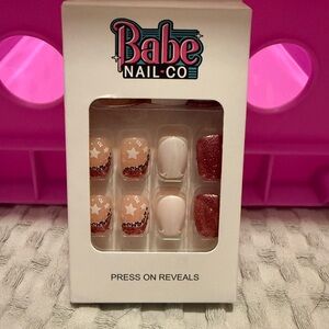 Babe Nail Co press on nails- short